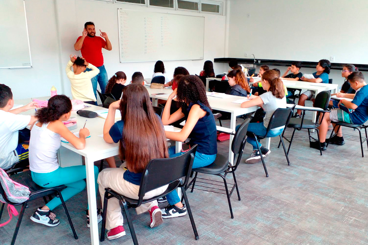 CCPL Maria Evangelista oferece aulas de inglês totalmente gratuitas para os munícipes de todas as idades