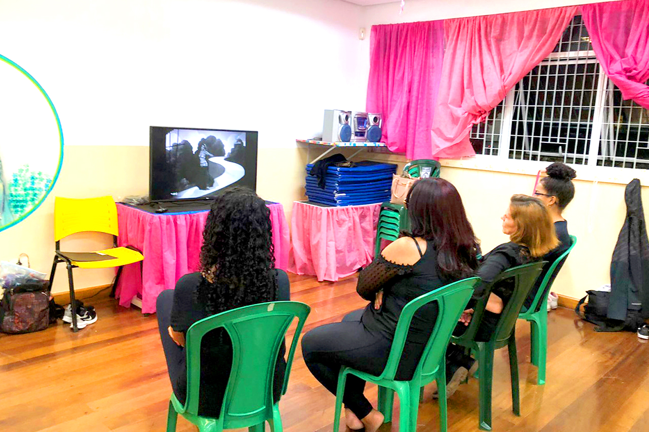 Cinepipoca: Alunas do curso de dança do ventre do CCPL Ésio Augusto de Souza participaram de aula diferenciada