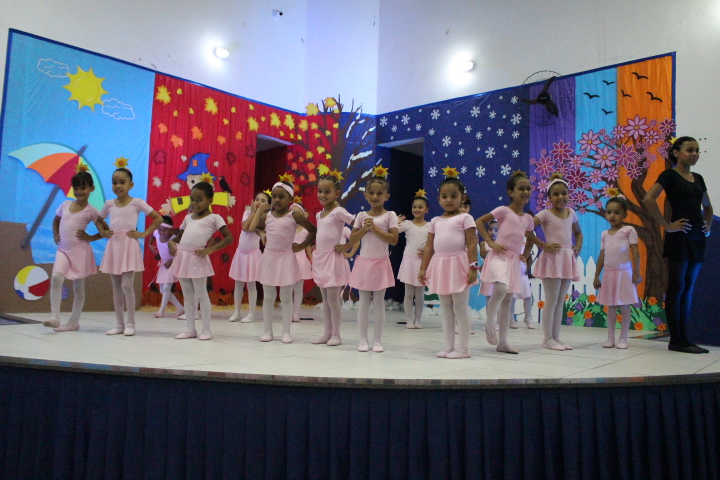 Mostra de dança emociona público no CCPL Jaraguá Mirim em Barueri