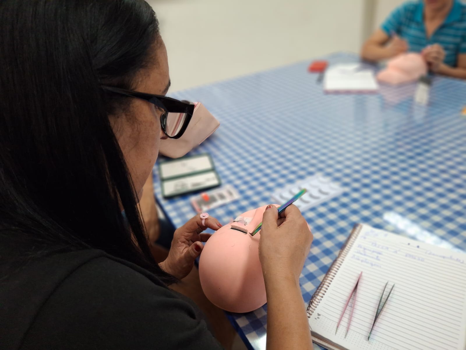 Nova turma do curso de Extensão de Cílios iniciou no CCPL Gabriela de Freitas 