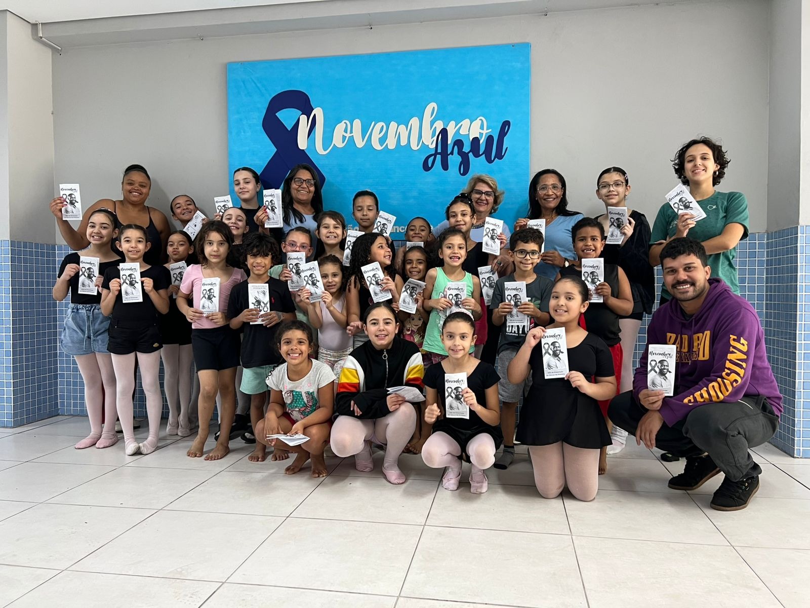 Novembro Azul: ação educativa envolveu alunos dos CCPLs para levar conscientização às famílias