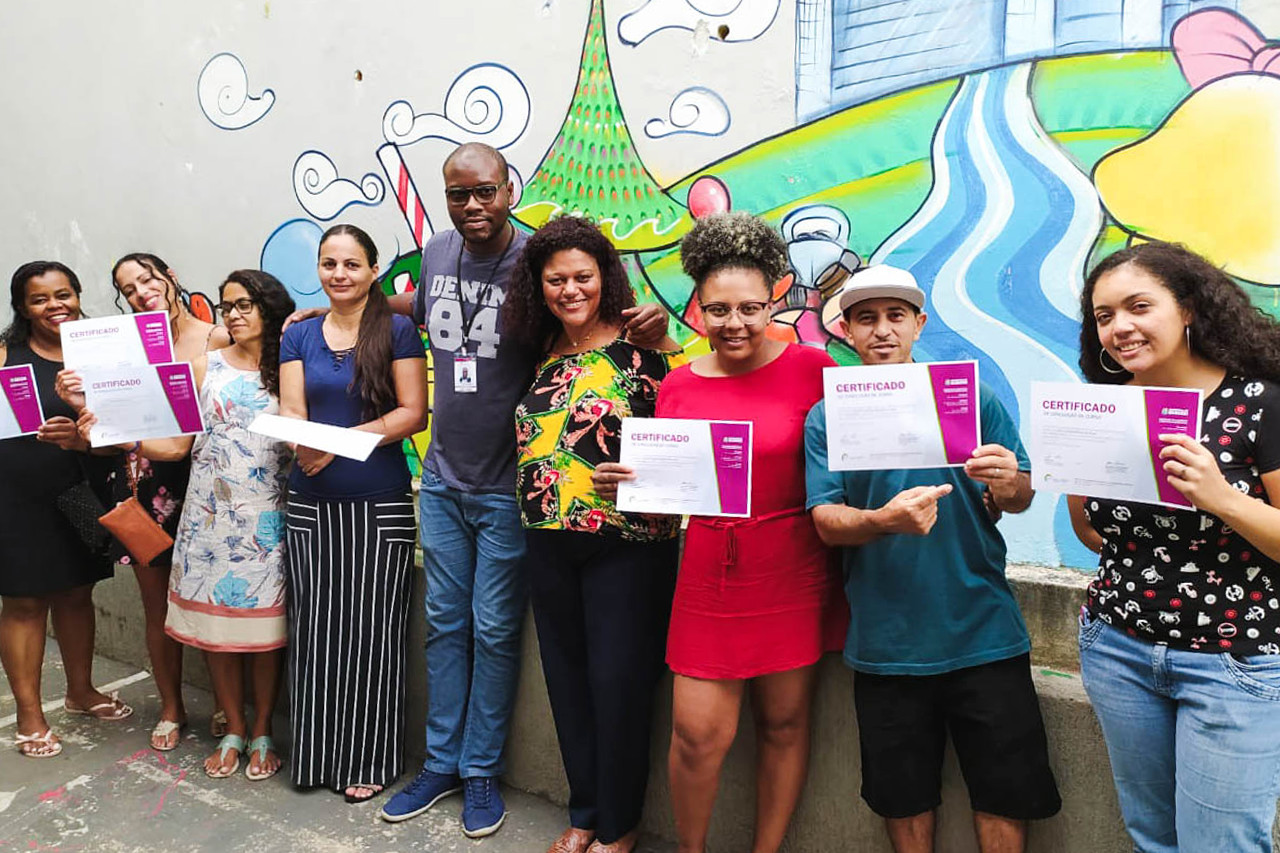 Alunos do CCPL do Parque Imperial concluíram cursos da área profissionalizante