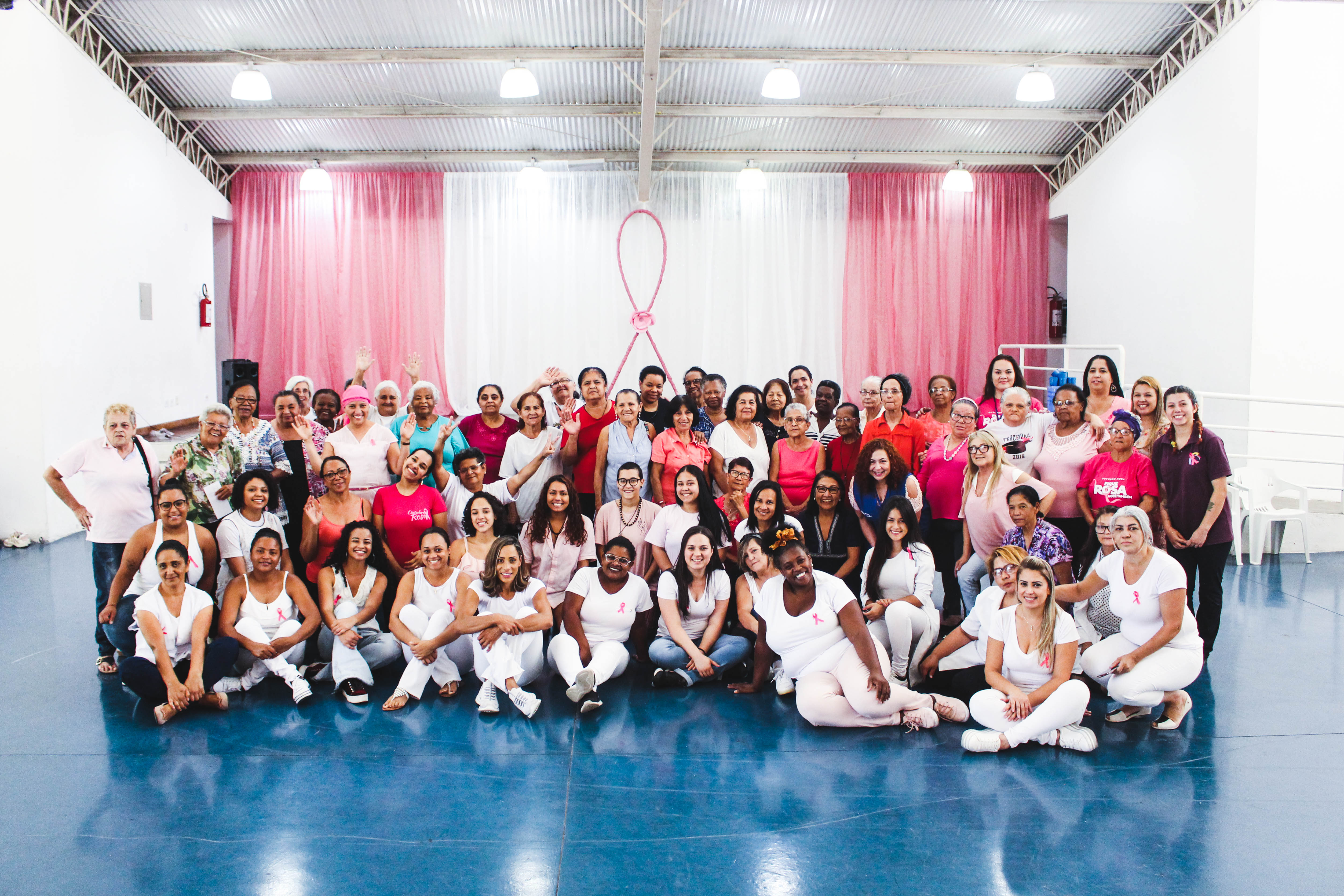 ‘Outubro Rosa’: equipe psicossocial dos CCPLs promoveu palestras de conscientização sobre o câncer de mama