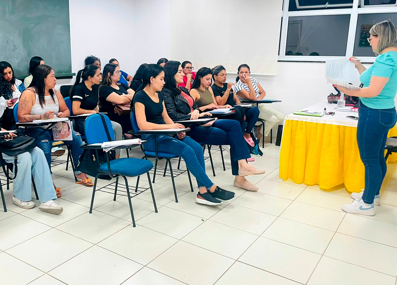 Curso de depilação profissional e design de sobrancelha -0