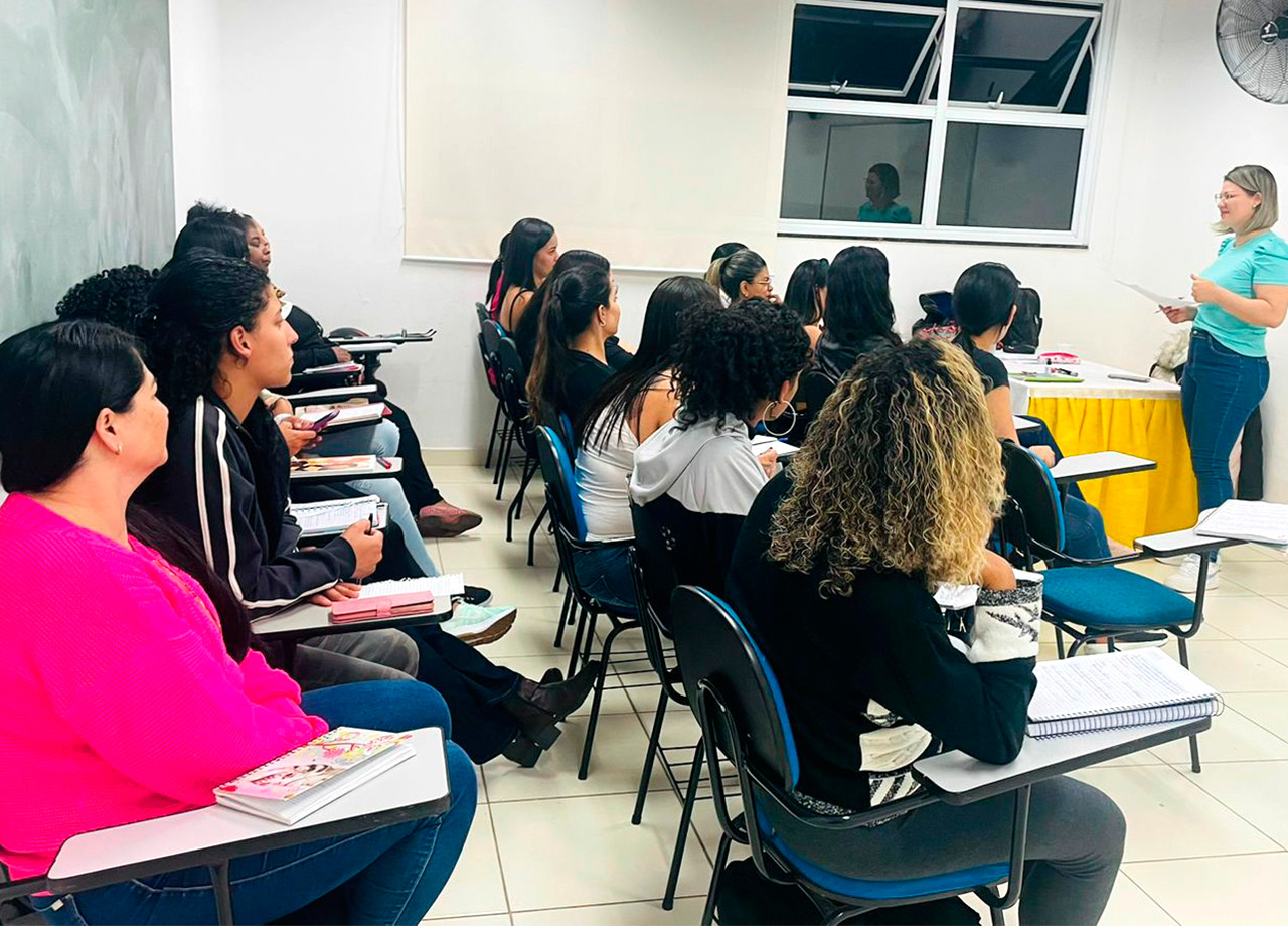 Curso de depilação profissional e design de sobrancelha -2